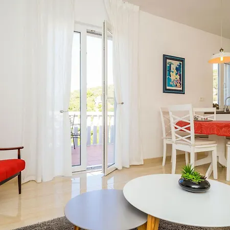 Daire Kate's Perfect Family In Elaphiti Šipanska Luka